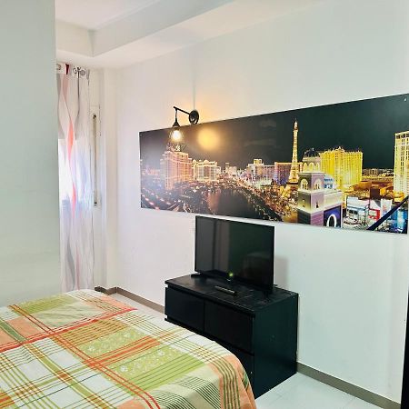 Habitacion Мадрид Екстериор снимка