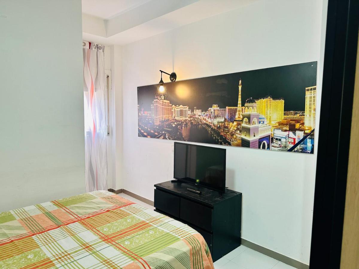 Habitacion Мадрид Екстериор снимка