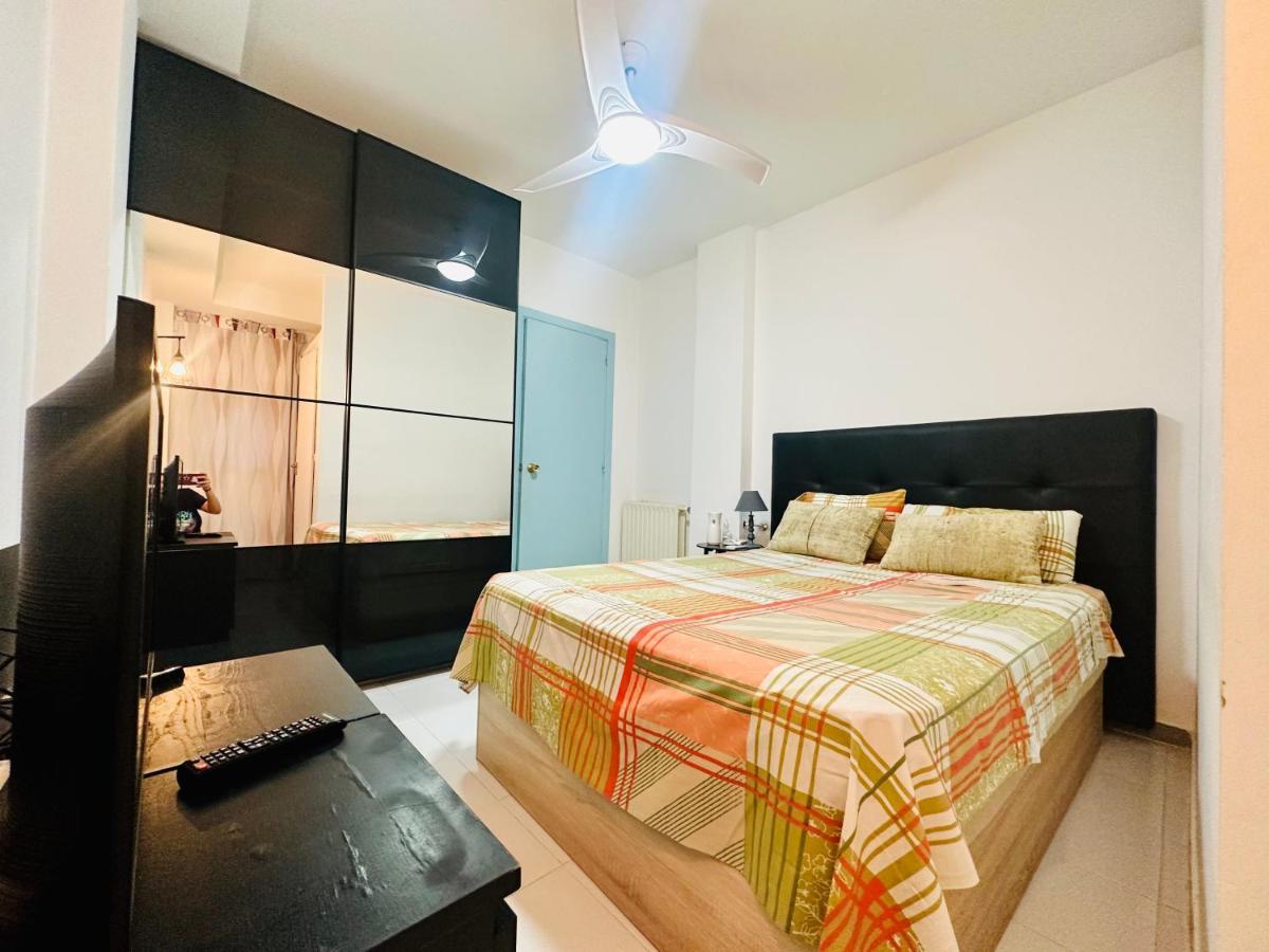 Habitacion Мадрид Екстериор снимка